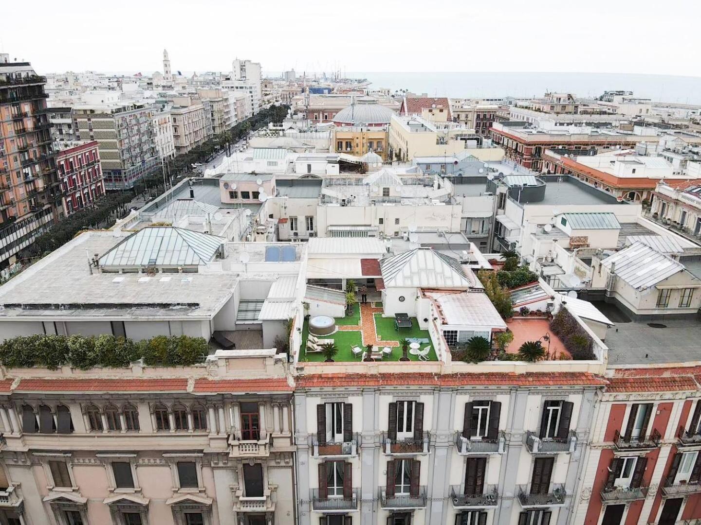 150Mq Rooftop Paradise - Spacious Private Terrace 바리 외부 사진